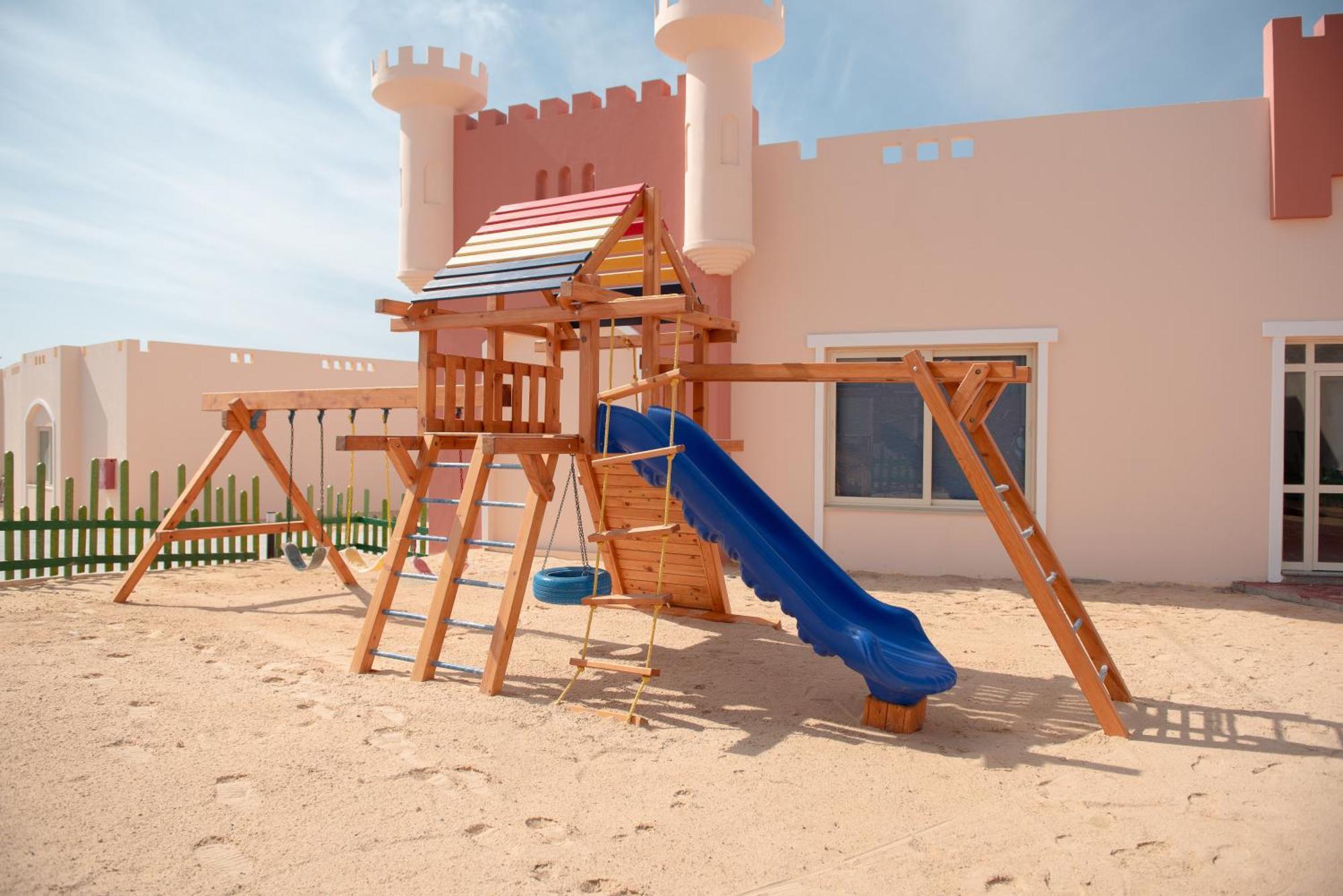 Oyster Bay Beach Resort Abu Dabab Eksteriør billede