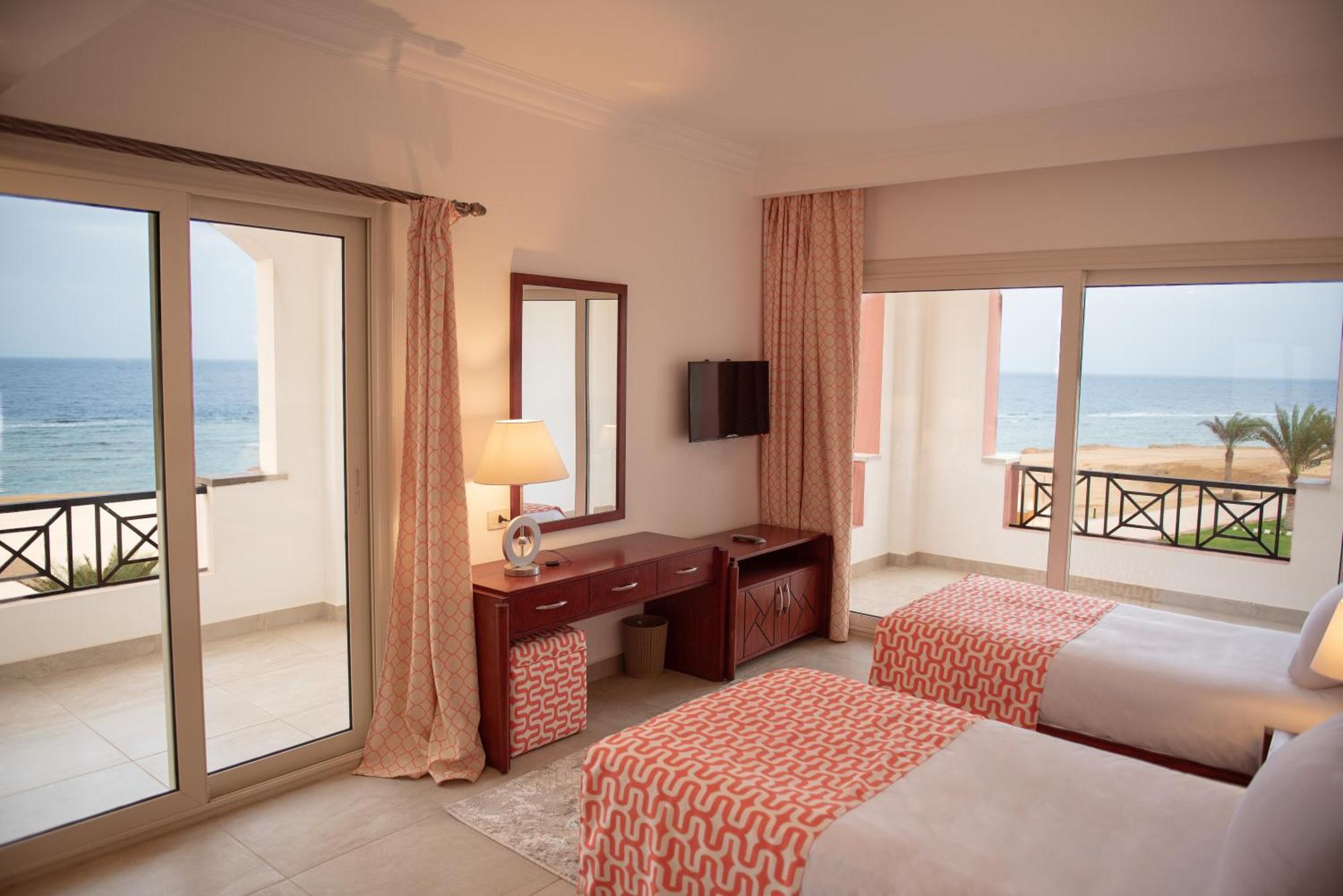 Oyster Bay Beach Resort Abu Dabab Eksteriør billede