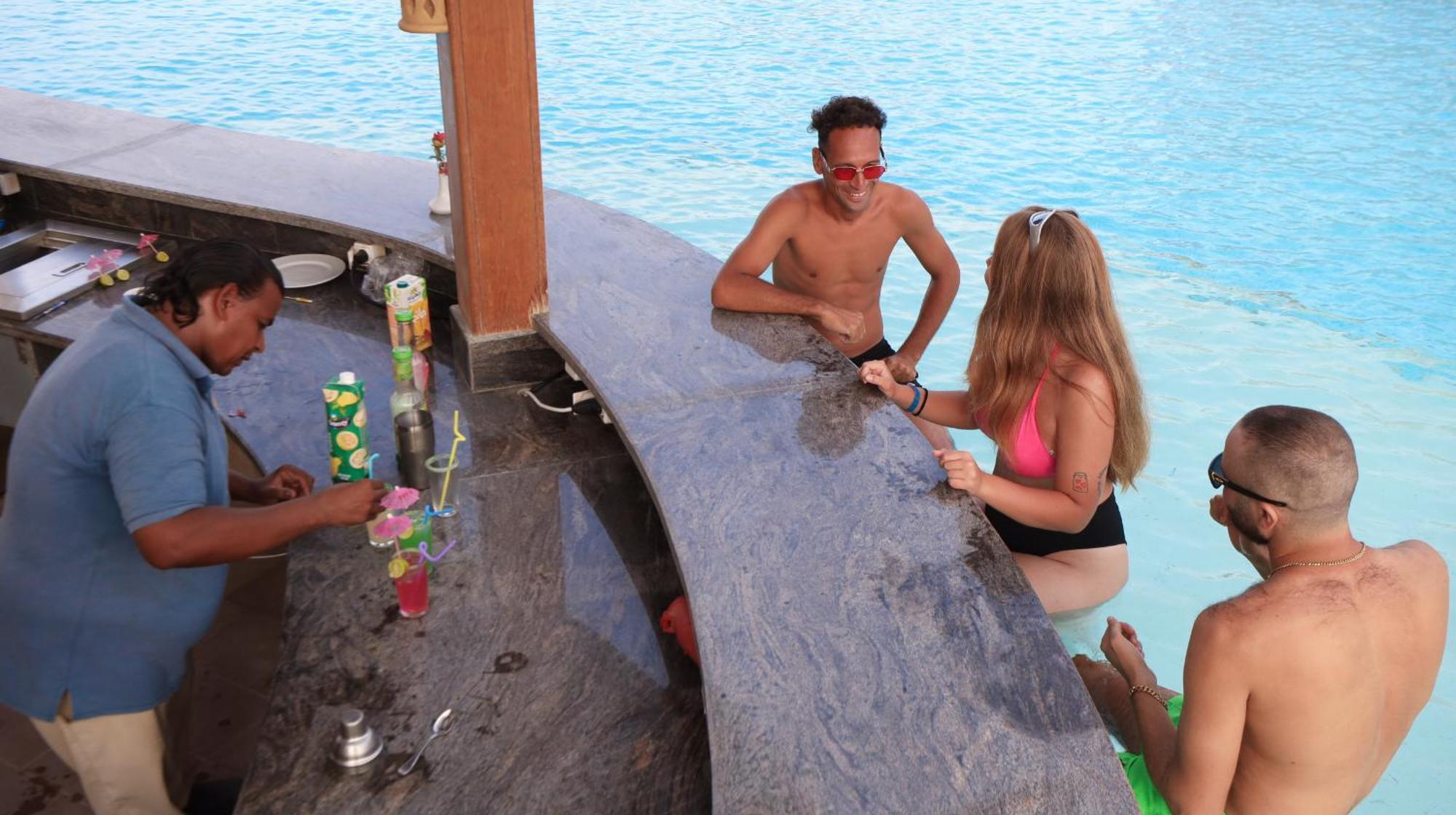 Oyster Bay Beach Resort Abu Dabab Eksteriør billede