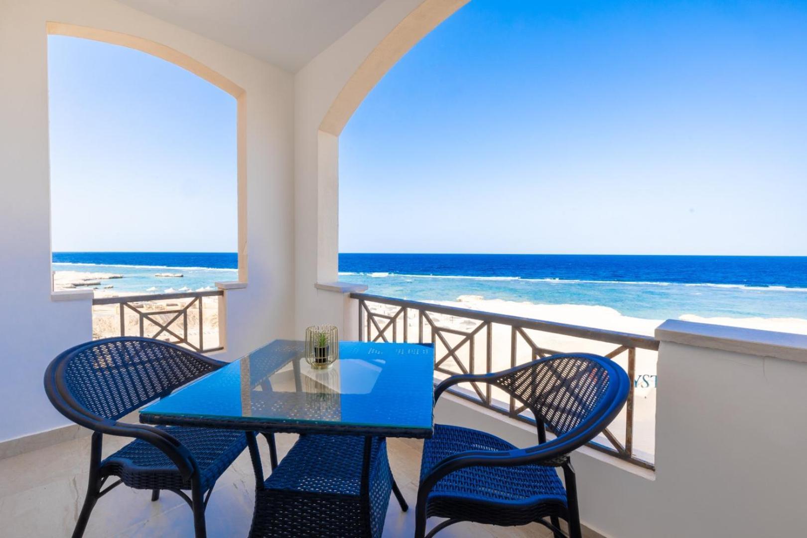 Oyster Bay Beach Resort Abu Dabab Eksteriør billede