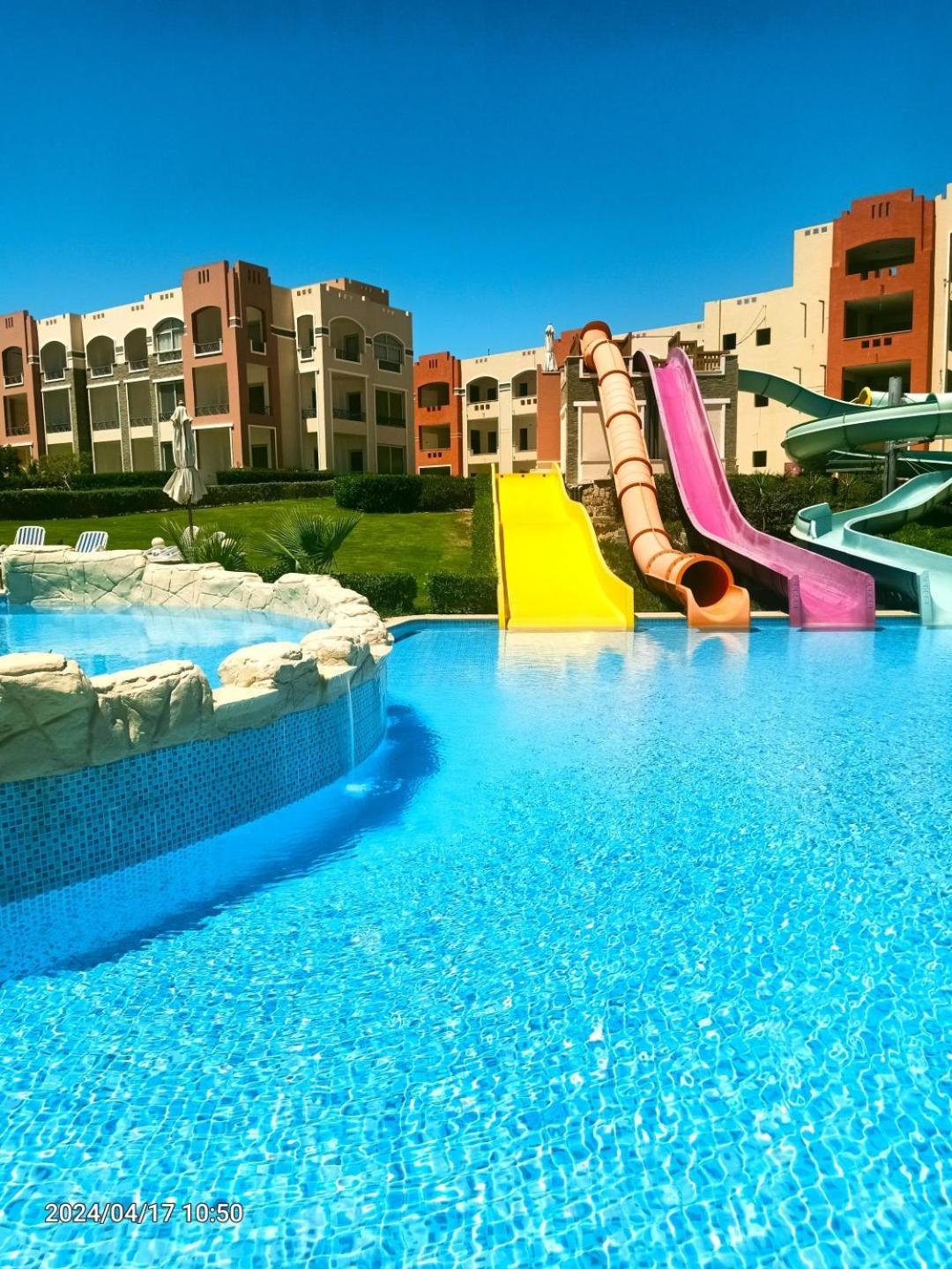Oyster Bay Beach Resort Abu Dabab Eksteriør billede