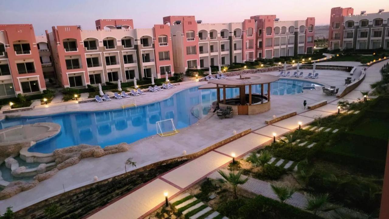 Oyster Bay Beach Resort Abu Dabab Eksteriør billede