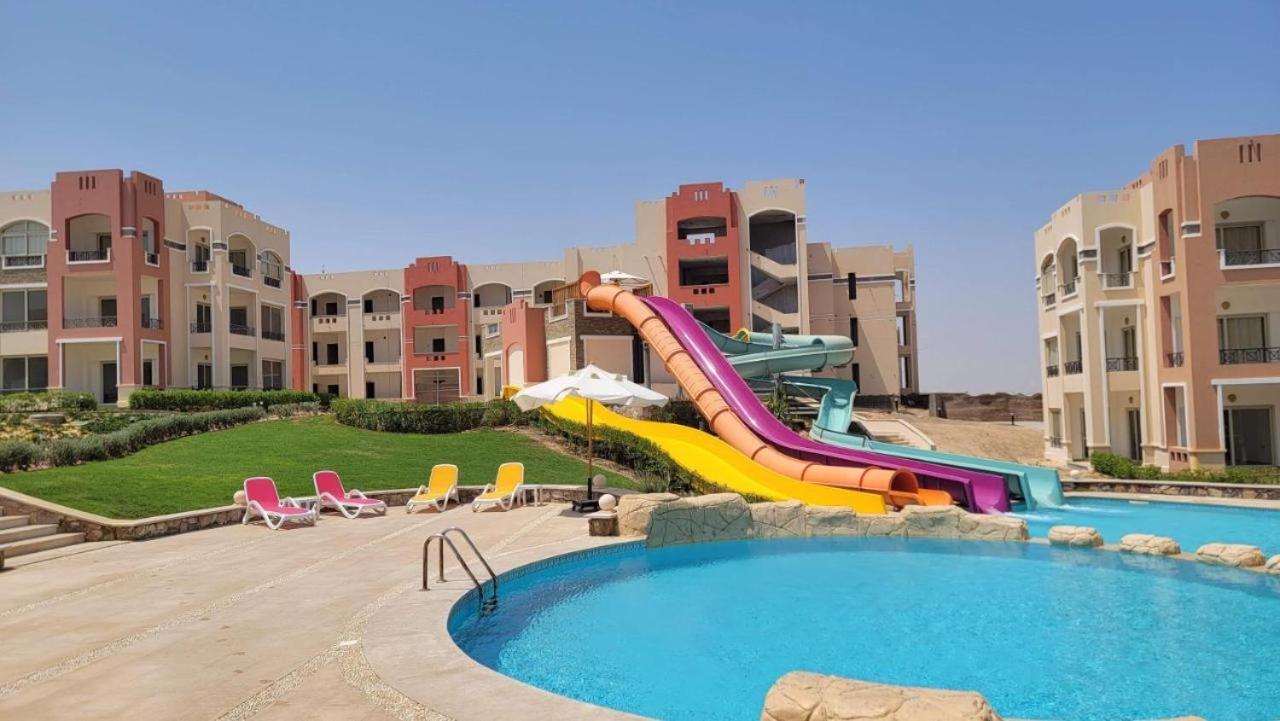 Oyster Bay Beach Resort Abu Dabab Eksteriør billede