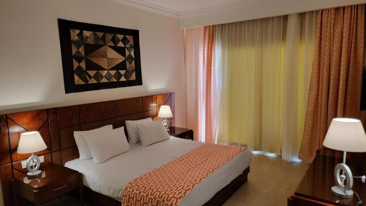 Oyster Bay Beach Resort Abu Dabab Eksteriør billede