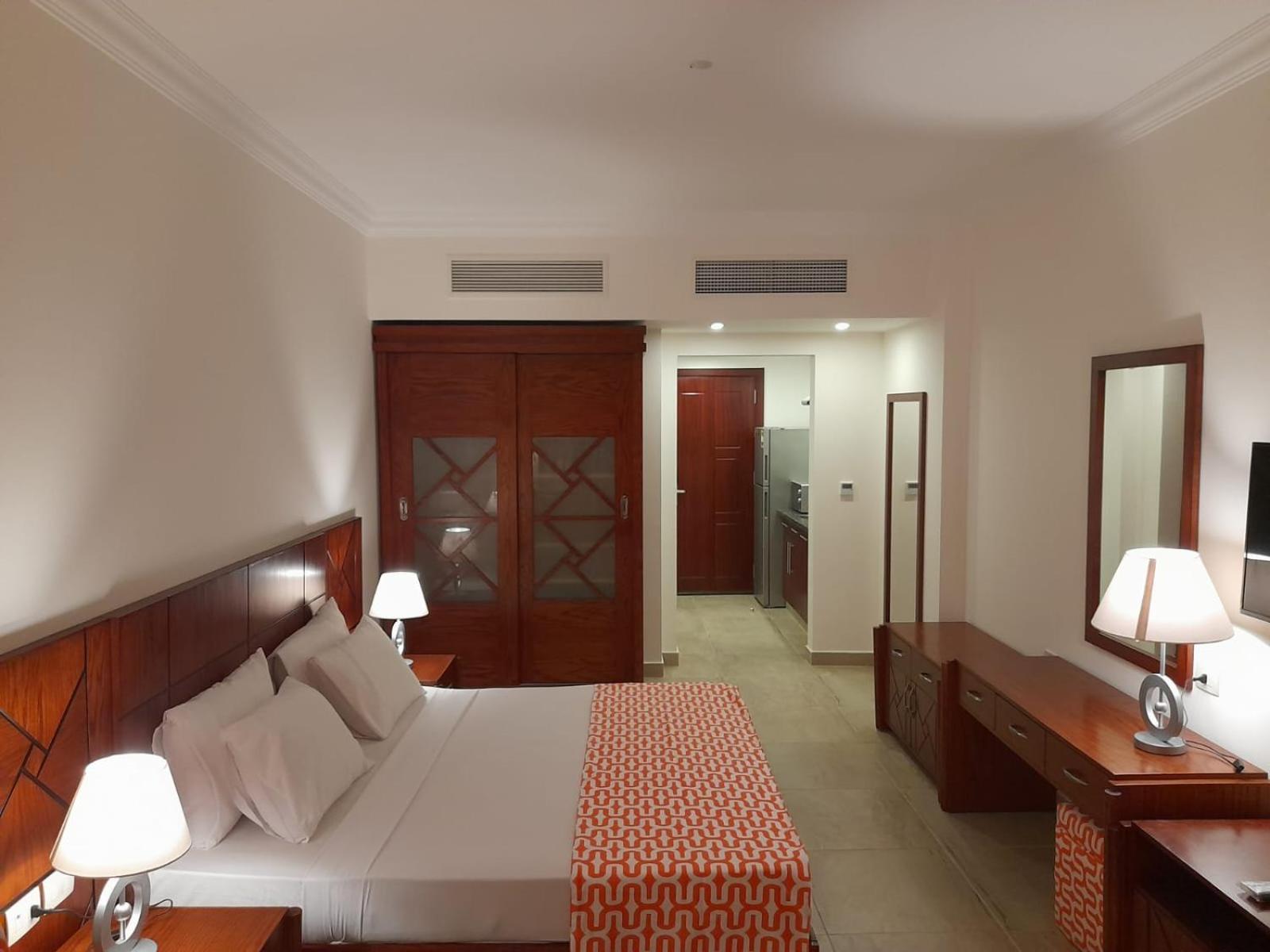 Oyster Bay Beach Resort Abu Dabab Eksteriør billede