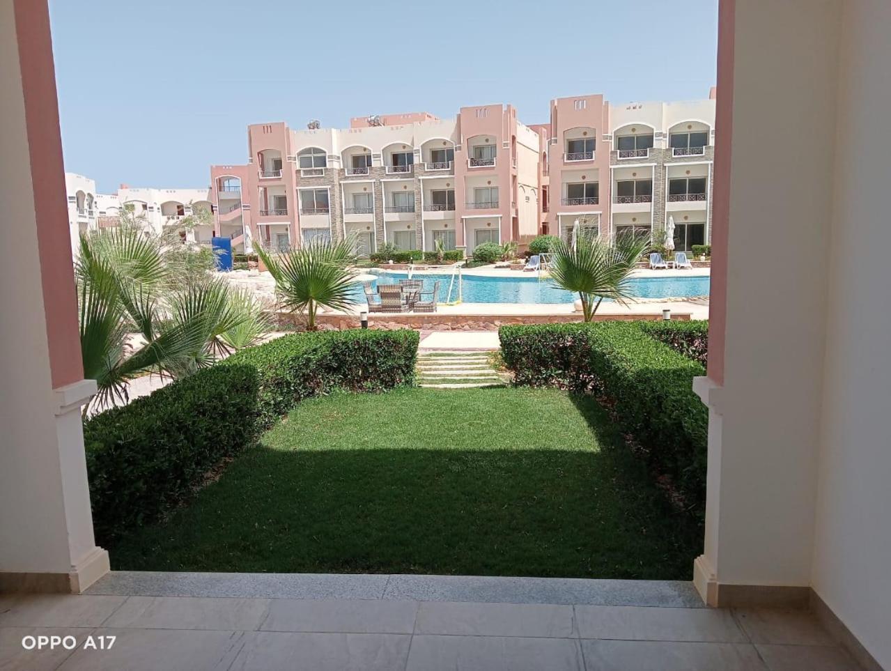 Oyster Bay Beach Resort Abu Dabab Eksteriør billede