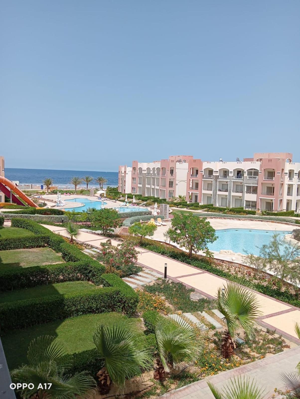 Oyster Bay Beach Resort Abu Dabab Eksteriør billede